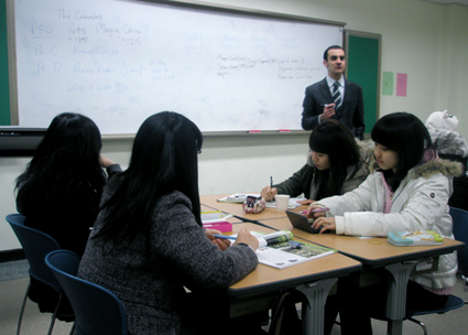 학교장 추천전형 최종선발 중 소외계층 학생에 집중 영어교육 이미지