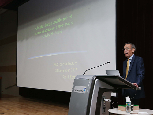 Dr. Steven Chu Talks on Sustainable Energy Policy at KAIST 이미지