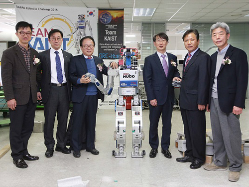 Humanoid Robot Research Center Opened 이미지