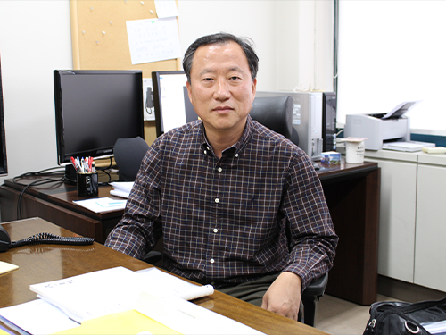 Professor Tae-Eog Lee Receives December's Scientist of the Month Award by the Korean Government 이미지