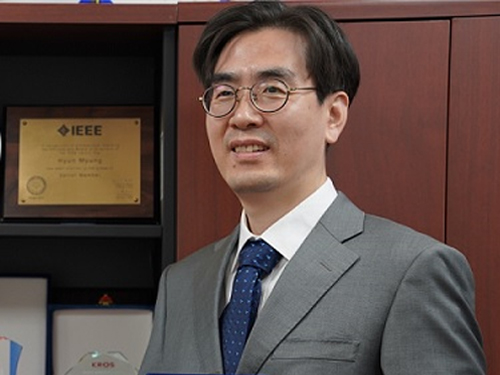명현 교수, 2020년 한국로봇학회 특별상(KRI상) 수상 이미지