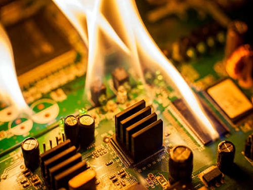 Researchers finds a way to reduce the overheating of semiconductor devices 이미지