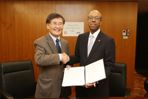 KAIST signs a Cooperation Agreement with University of California, Irvine 이미지