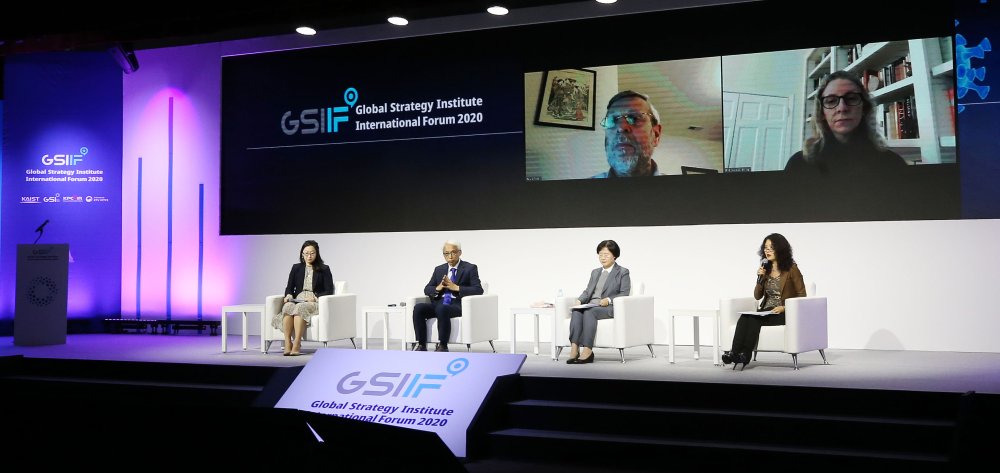 (On Screen, From left) David Dollar and Rebecca Winthrop (Brookings Institution), (Seated Row, From left) Sang Ah Lee (KAIST), Joonghae Suh (KDI), Youngsun Ra (KRIVET), and So Young Kim (KAIST)
