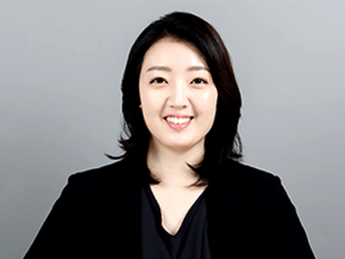 Professor Sue-Hyun Lee