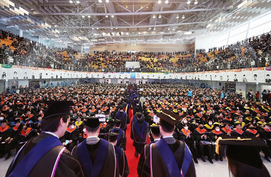 An aerial photo of the commencement ceremony.
