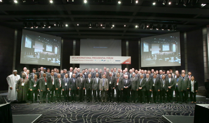 KAIST Hosted the 6th International Presidential Forum on Global Research Universities 이미지