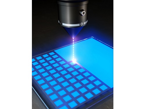 KAIST researchers develops a tech to enable production of ultrahigh-resolution LED with sub-micrometer scale pixels 이미지