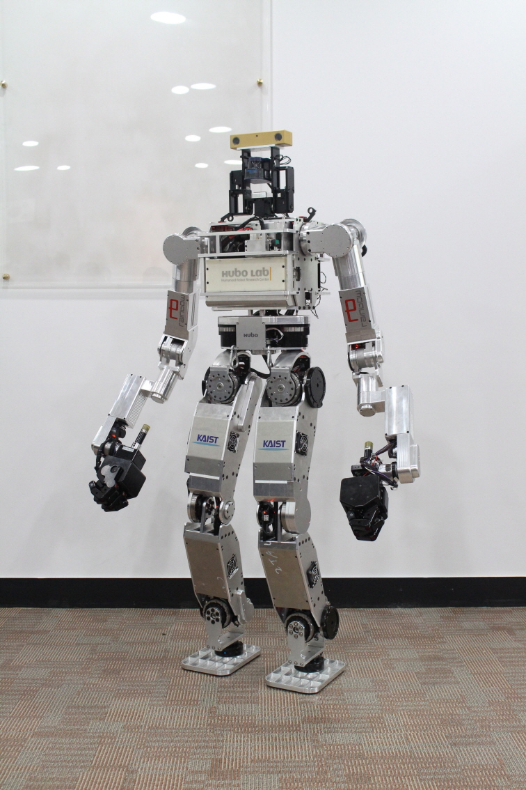 KAIST's HUBO Ready for DARPA's Robotics Challenge Trials 이미지