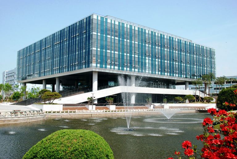 KAIST held an opening ceremony for the completion of KAIST Institute Building. 이미지