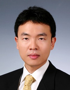 Professor Junil Choi