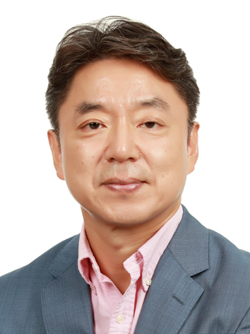 Professor Youjip Won of KAIST School of Electrical Engineering공학부 원유집 교수