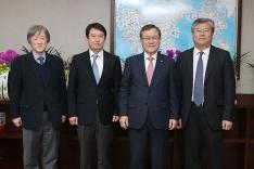 충남대학병원 송민호 원장 접견 이미지