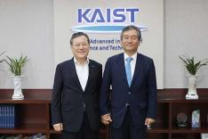 한국항공우주연구원 임철호 원장 방문 이미지