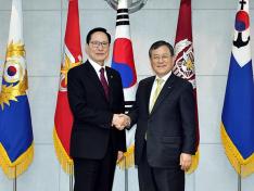 송영무 국방장관 간담회 (전문연구요원 제도의 필요성 설명) 이미지